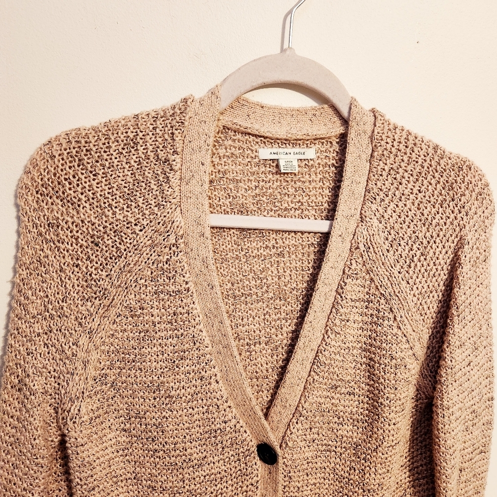 American Eagle | Women's Cropped Pink Cardigan Button-Down Sweater (Size Small) - Picture 3 of 14